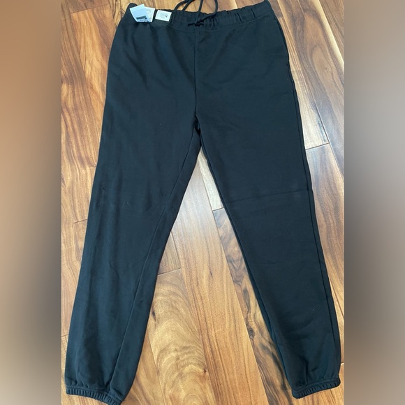 Men's Black Jogger Pants NO BOUNDARIES Size M (32-34) BRAND NEW - Picture 1 of 4